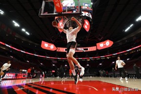 足球竞猜_包含洛杉矶快船击败明尼苏达森林狼，NBA季后赛席位稳固的词条